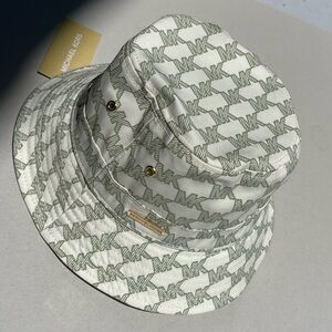 (new+tag) Michael Kors bucket hat MK monogram jade green cream one size fits all